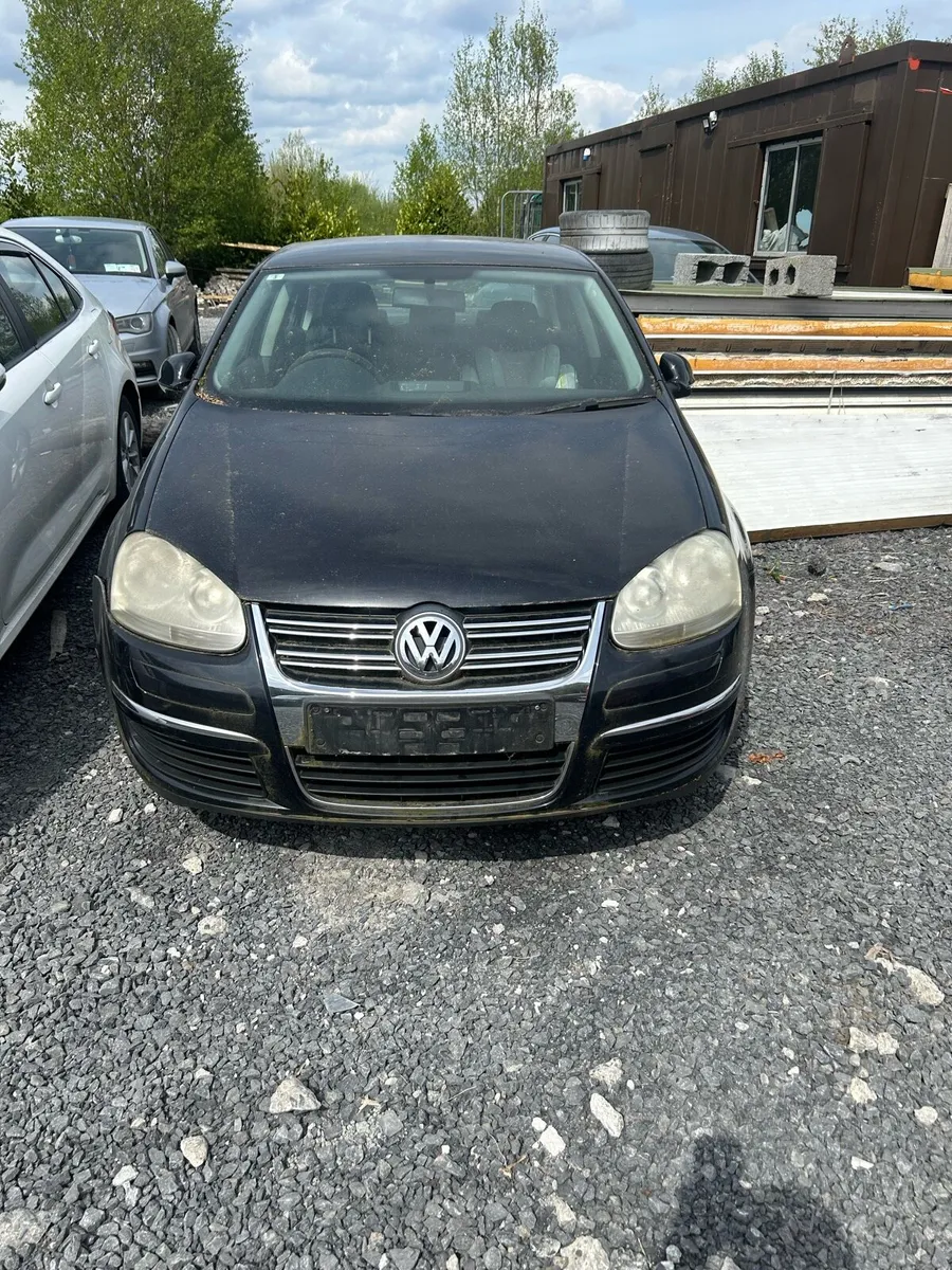 2007-2011 Volkswagen Jetta for parts only - Image 1