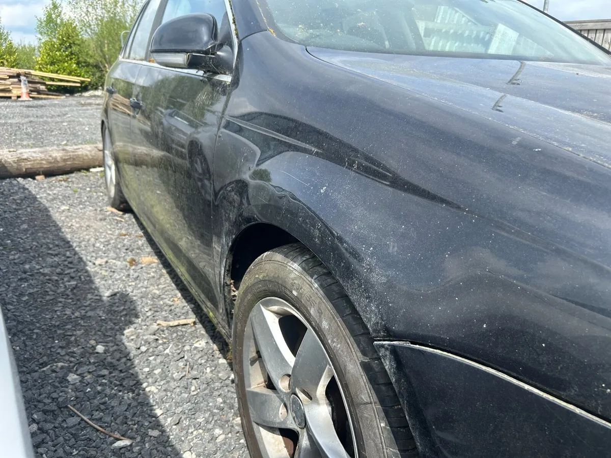 2007-2011 Volkswagen Jetta for parts only - Image 2