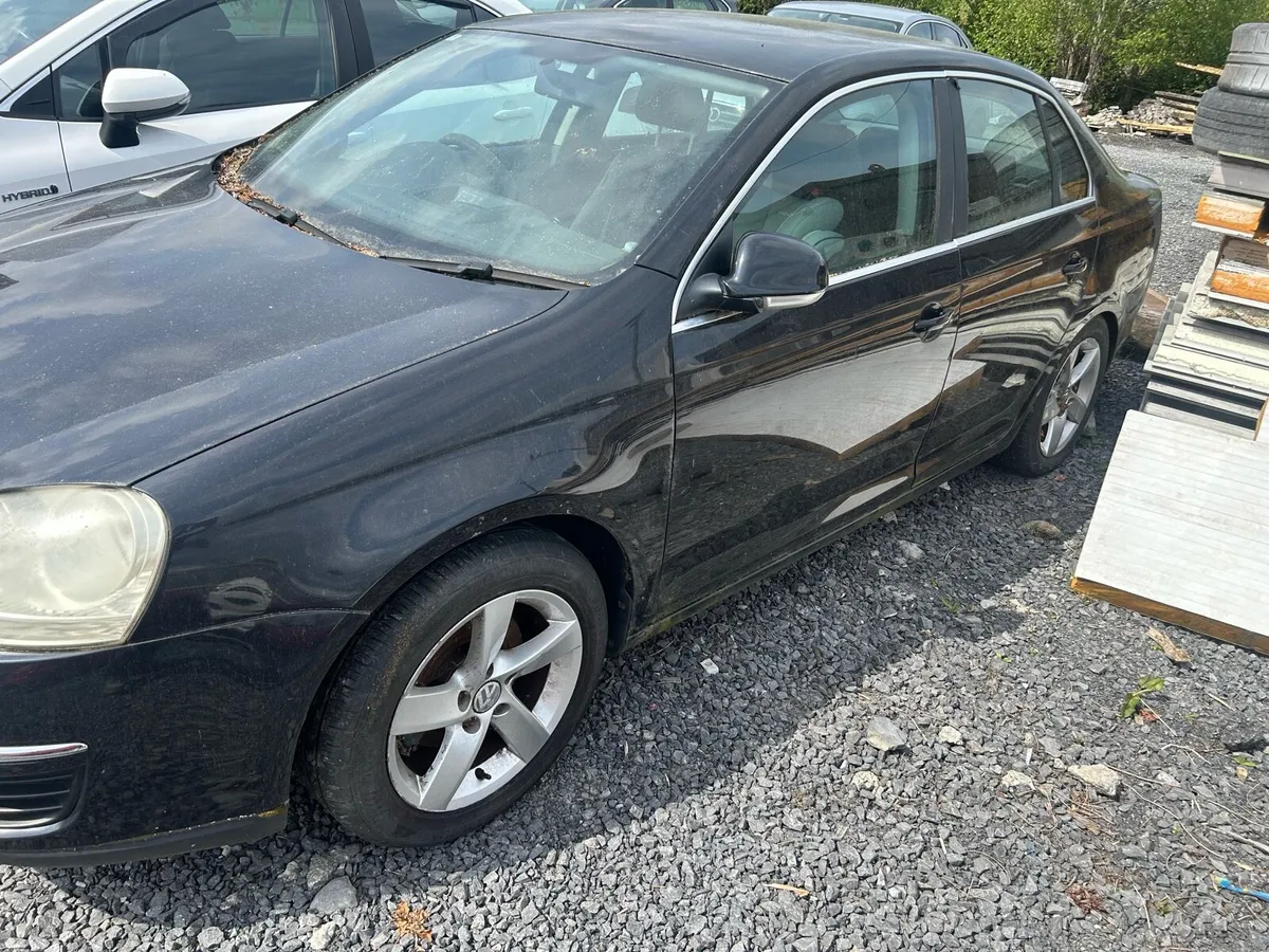 2007-2011 Volkswagen Jetta for parts only - Image 3