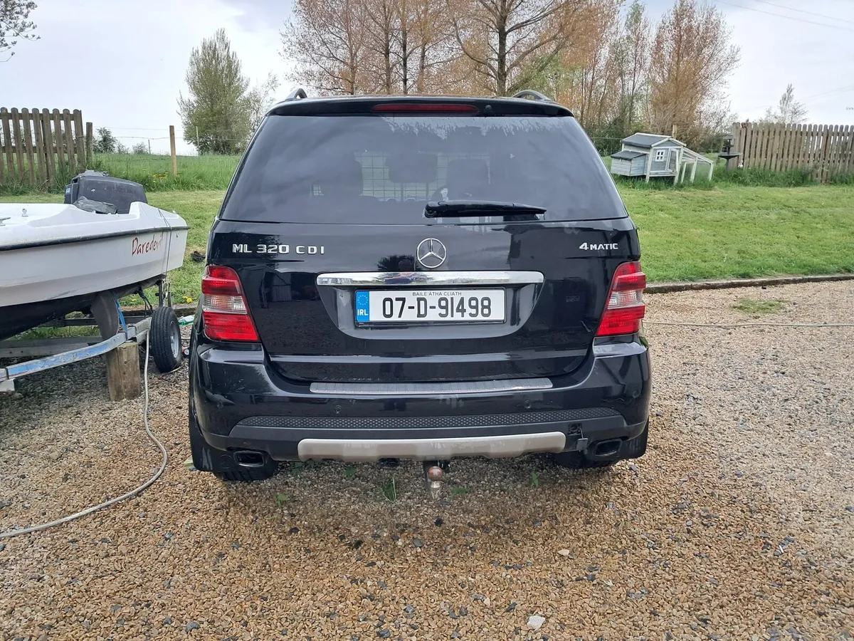 2007 Mercedes ml320 - Image 3