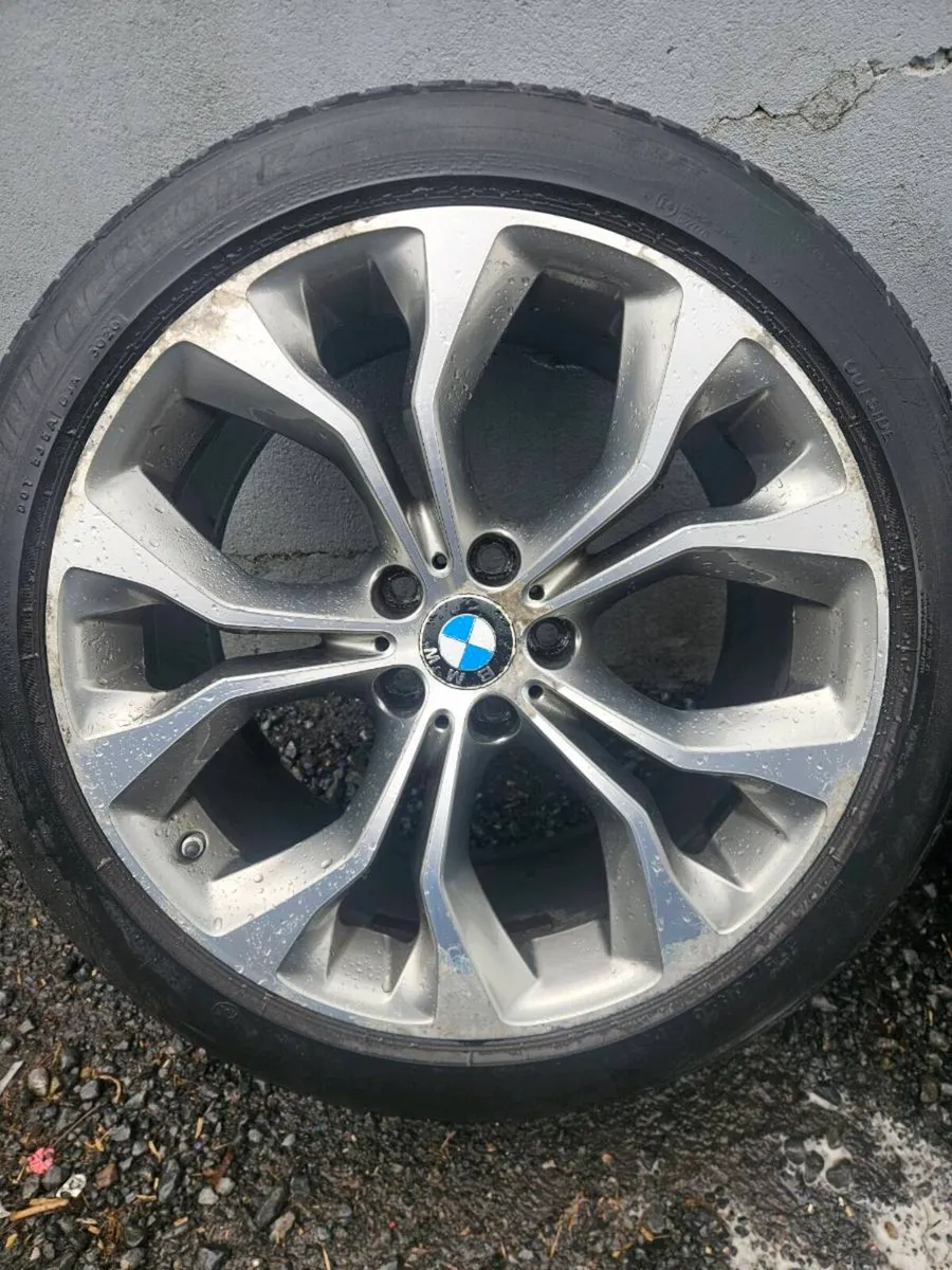 BMW X5 Alloys - Image 3