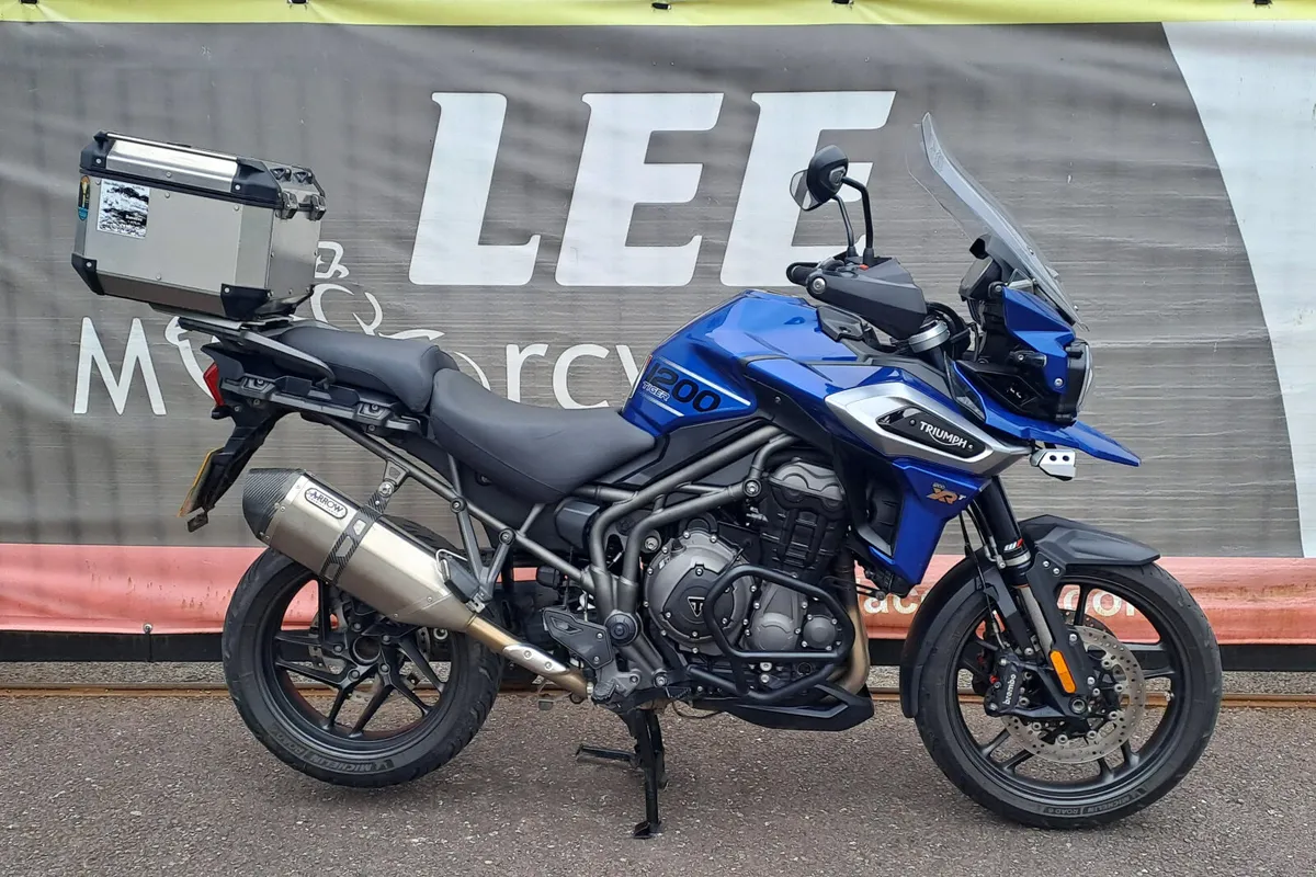 2019 TRIUMPH TIGER 1200 XRT - Image 1