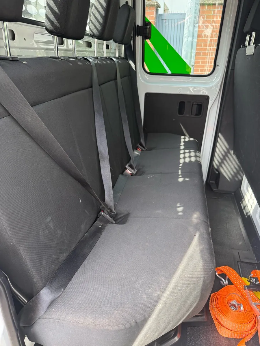 Sprinter Seats Crew Conversion - Image 3