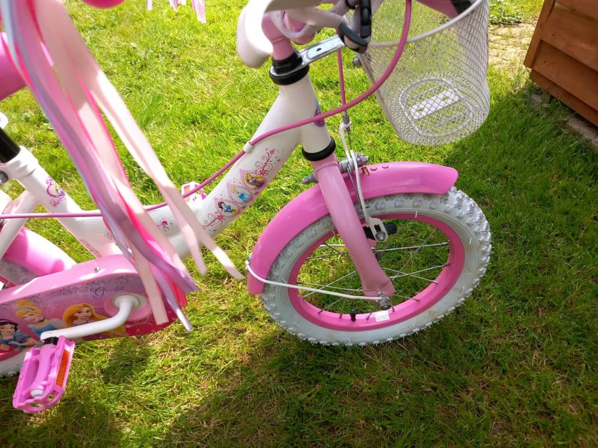 Kids Disney Princess bike size 14 inch wheels - Image 4
