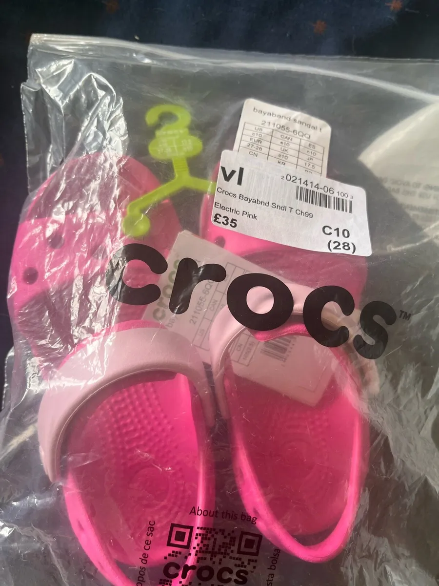 Girls crocs size 28 BRAND NEW - Image 2