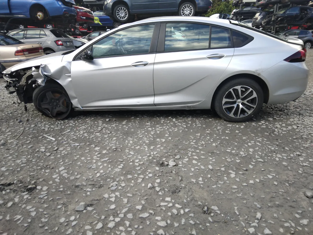 2018 Opel Insignia For Breaking/Dismantling - Image 2