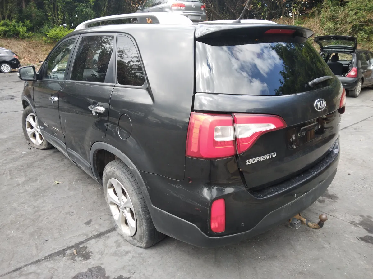 2017 Kia Sorento For Breaking/Dismantling - Image 3