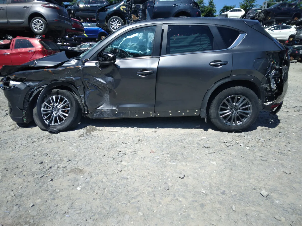 2018 Mazda CX-5 For Breaking/Dismantling - Image 2