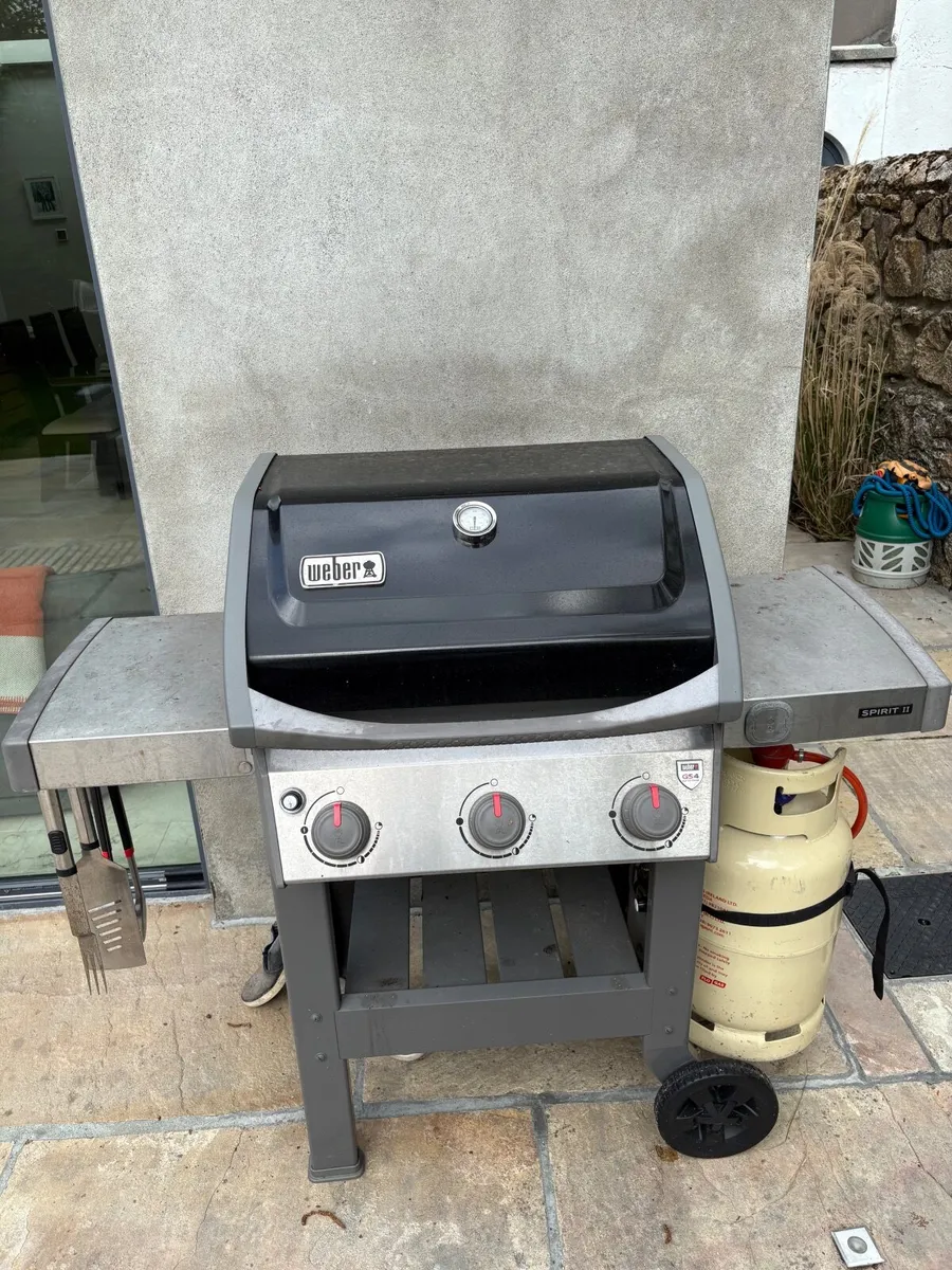 Weber Spirit ii BBQ - Image 1