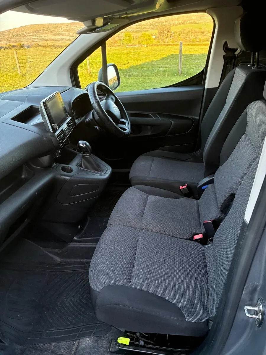 Citroen Berlingo 2020 - Image 2