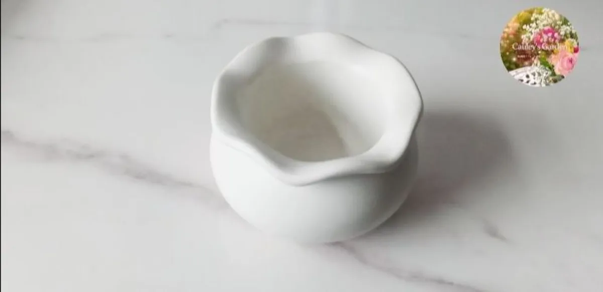 Quality Handmade Mini Plant Pots - Image 4
