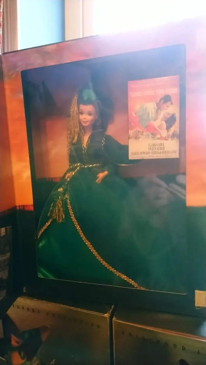 Hollywood collection of barbie and Ken dolls - Image 4