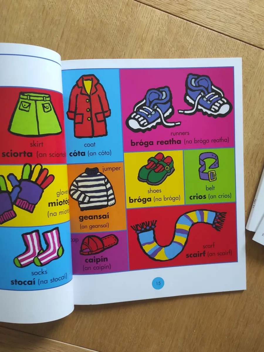 Set of Basic Irish Books Contact+34635975274 - Image 3