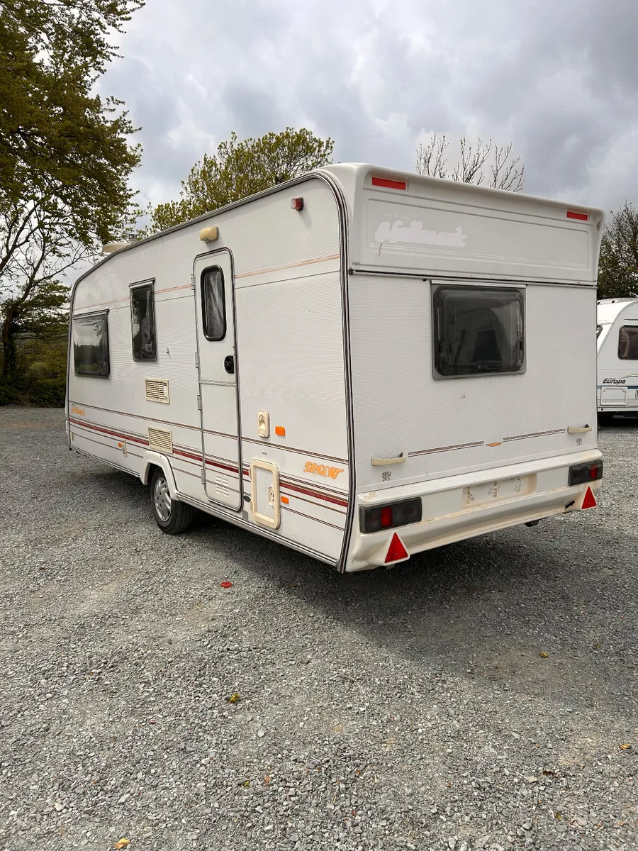 Caravan - Image 4
