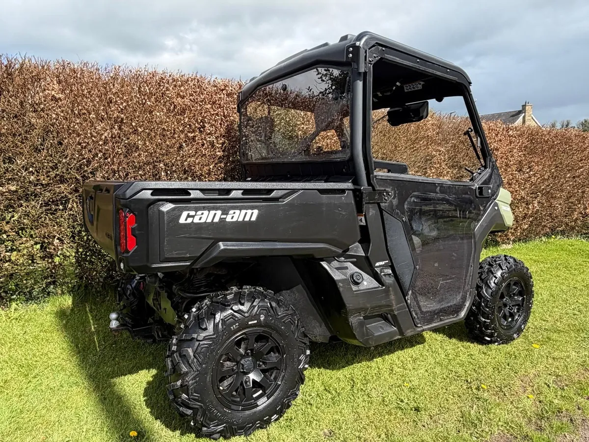 2023 Can Am Traxster V-Twin 1000cc Full Cab - Image 4