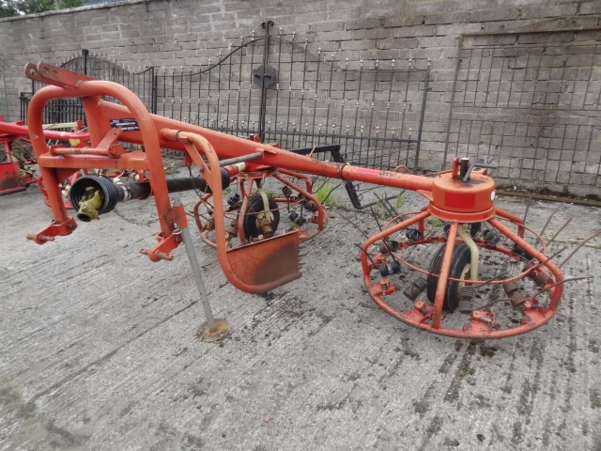 Choice of PZ 300 Haybobs - Image 1