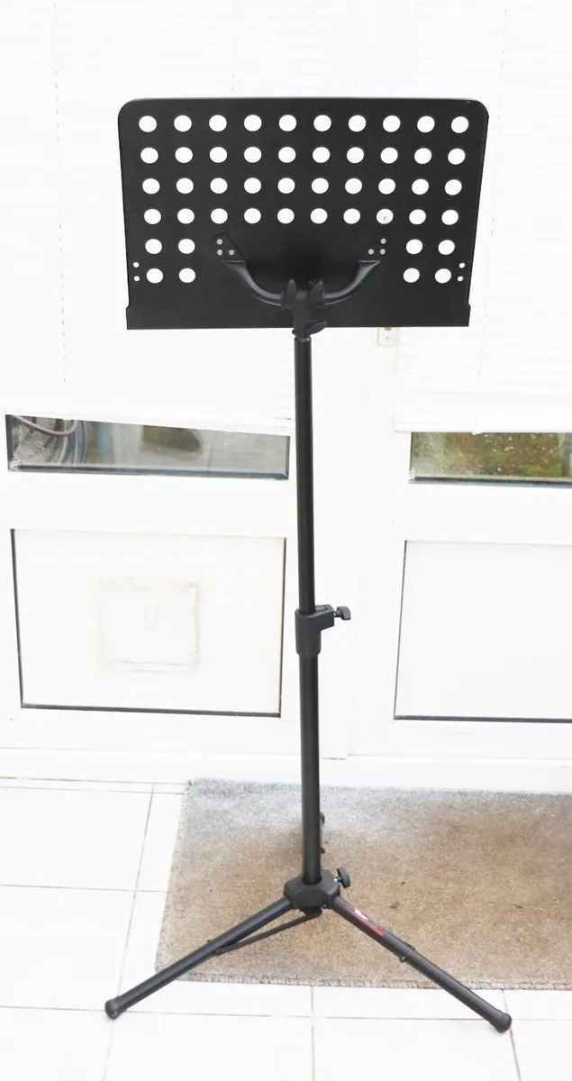 Music stand - Image 2
