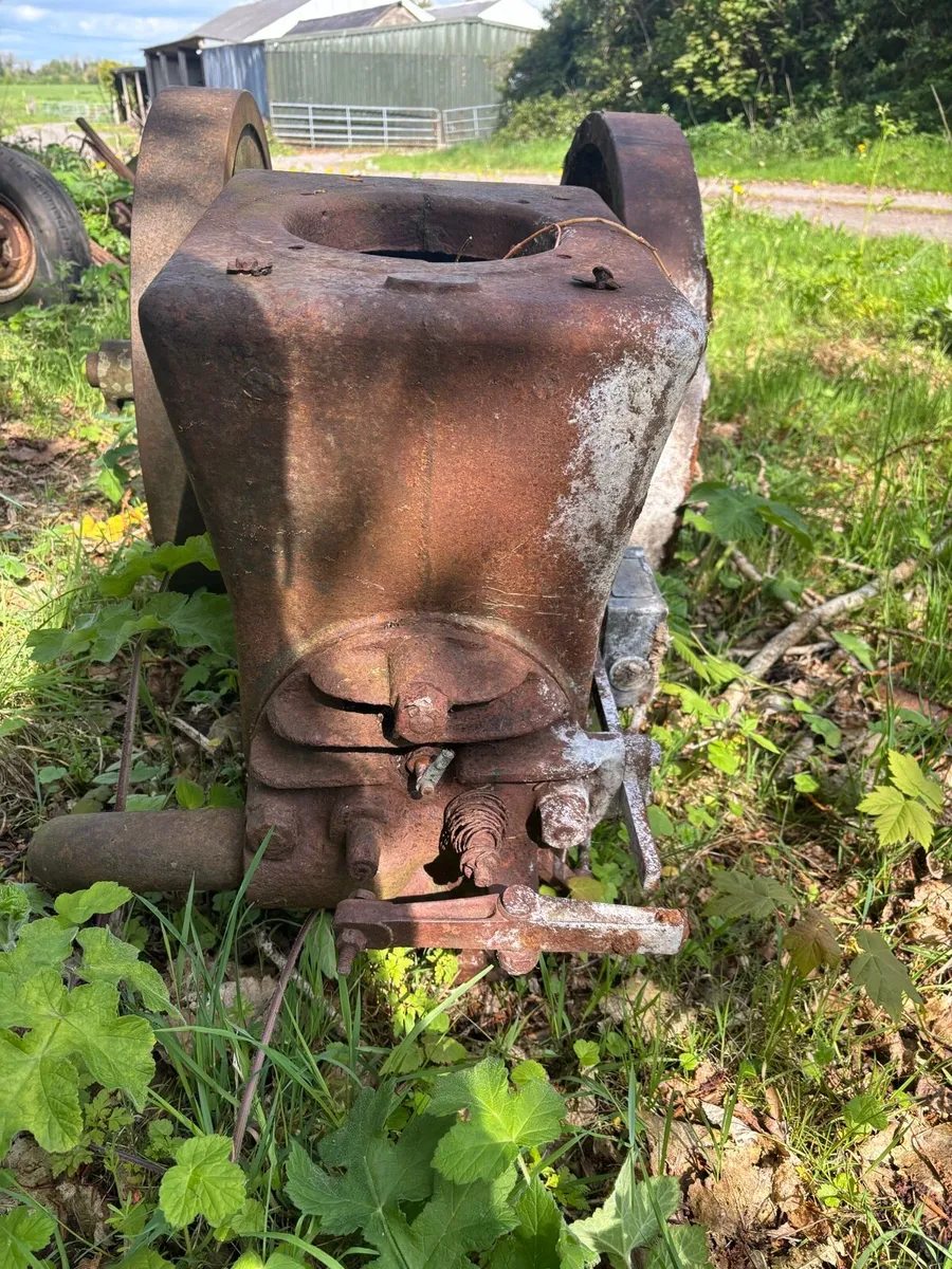 Vintage stationary engine with WICO ignition - Image 3
