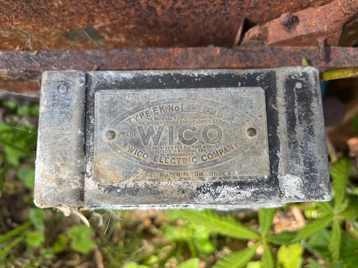 Vintage stationary engine with WICO ignition - Image 4