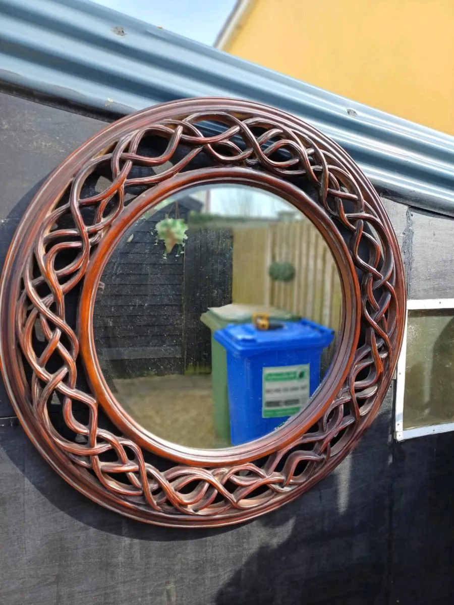 Large Vintage Syroco Resin Mirror - Image 1