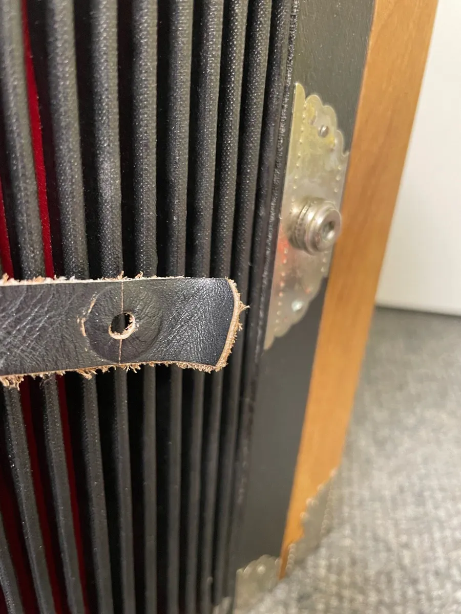 One row cajun melodeon - Image 4