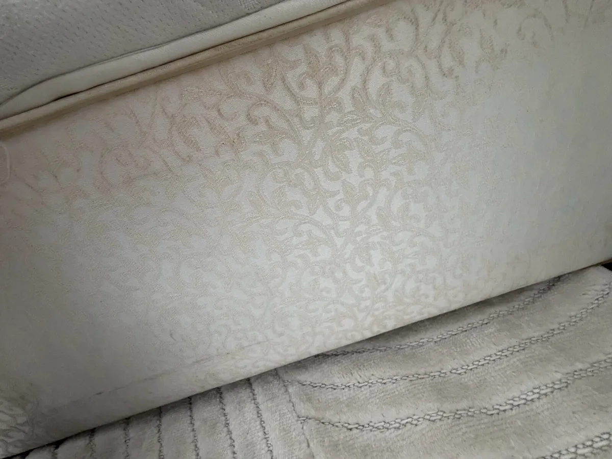 Bed base/ mattress - Image 2