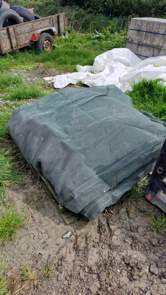 4m×12m green net bird cover for silage pit - Image 1