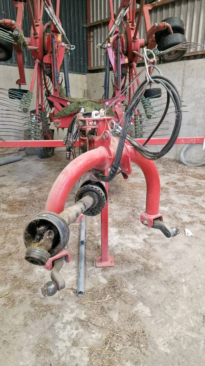Kverneland 9472C Rake 2017(2018 Model) - Image 3