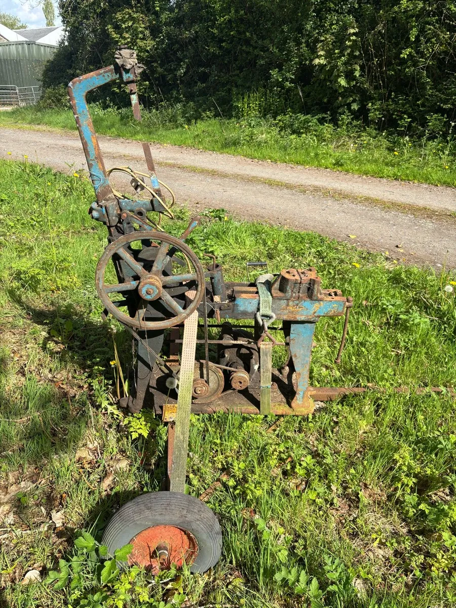 Vintage stationary engine trolley 1940s/1950s - Image 1