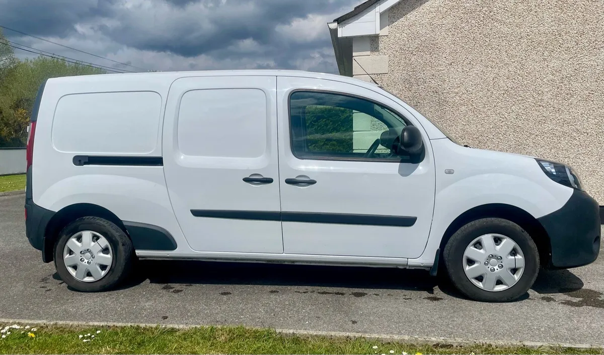 2020 Kangoo ZE  only 34k Km - Image 3