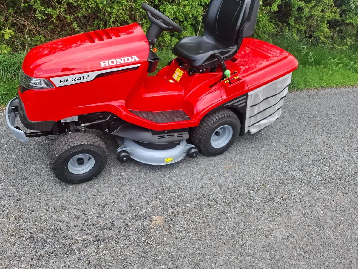 Honda ride on mower - Image 1
