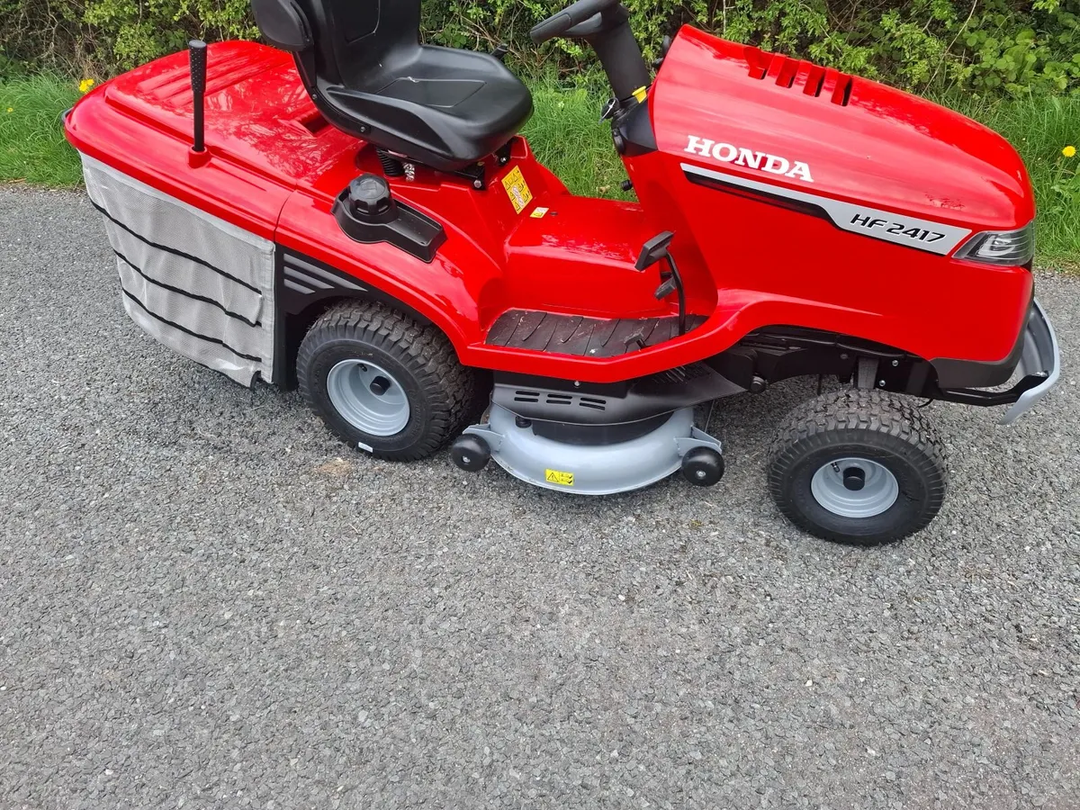 Honda ride on mower - Image 3