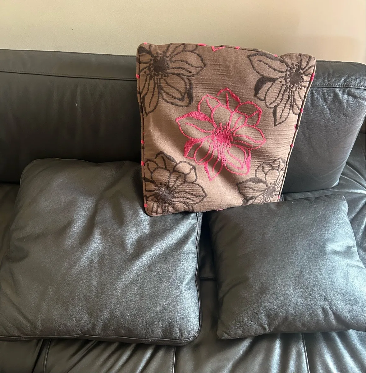 Brown Leather corner sofa - Image 2