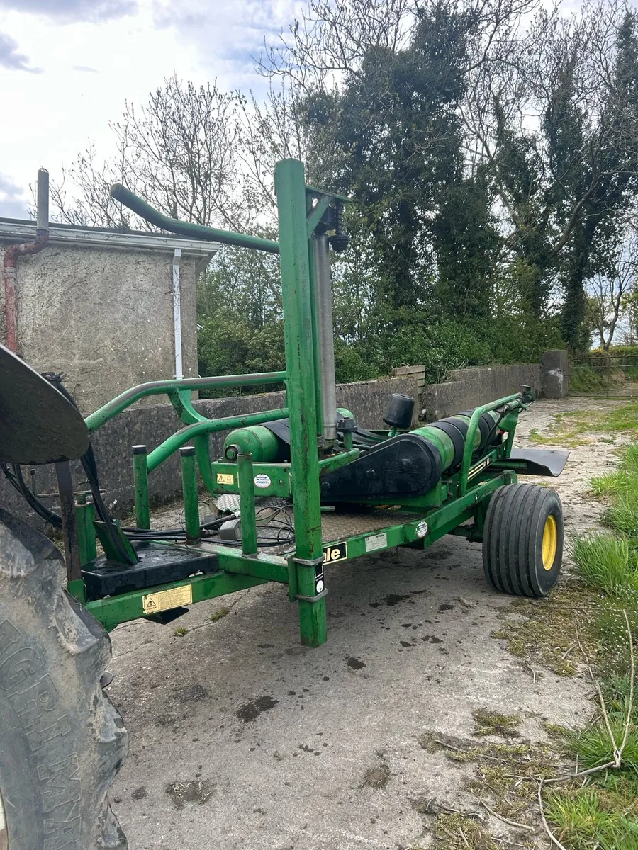 Silage wrapper - Image 1