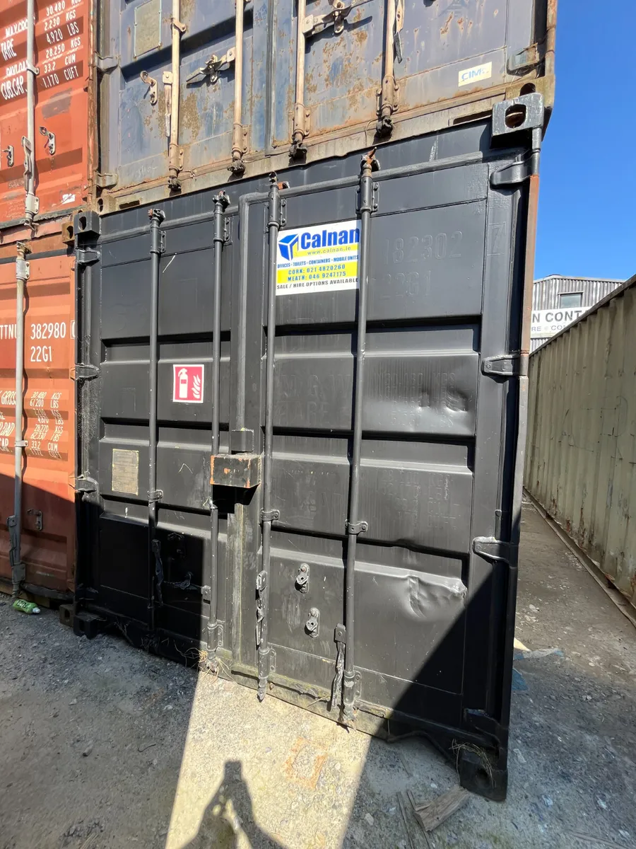 182302-7-: Ex-Hire 20x8 Shipping Container (Black) - Image 1