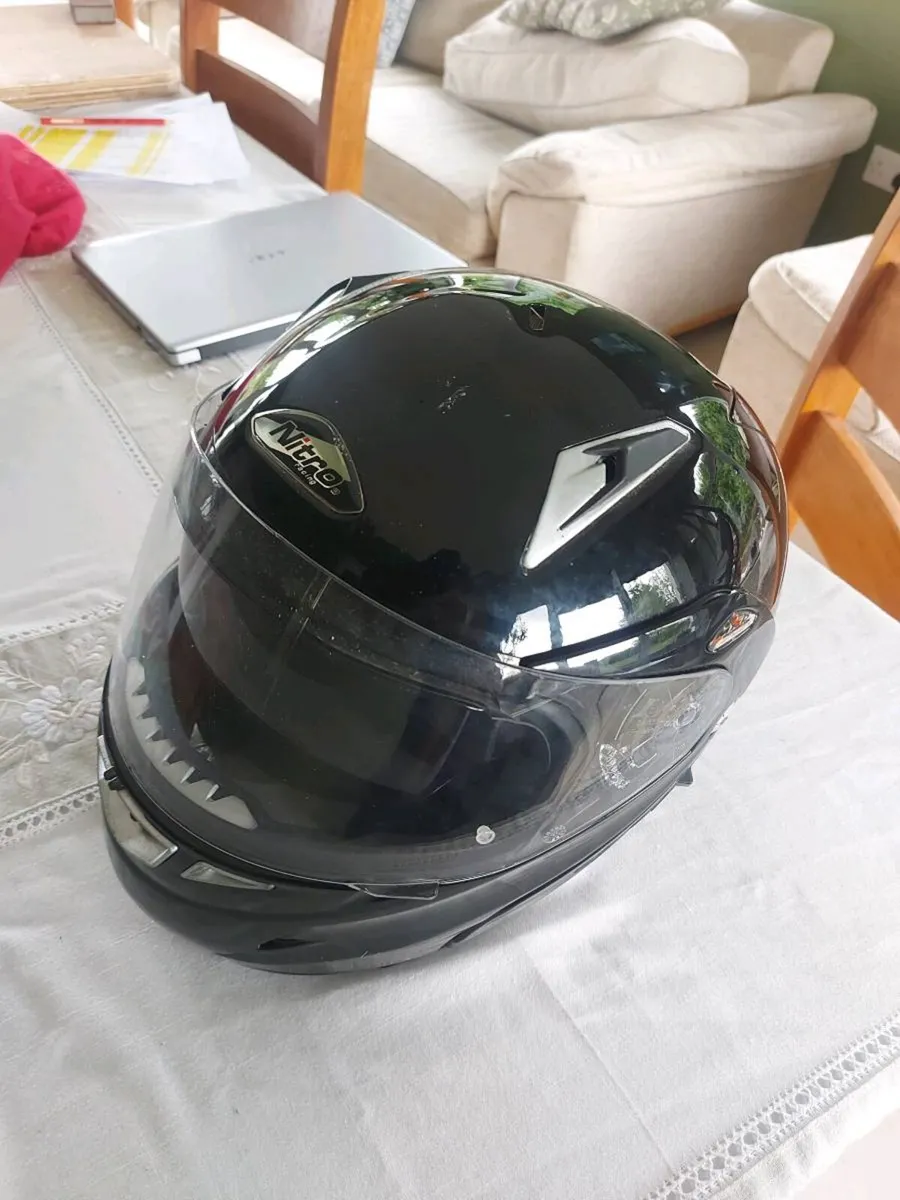 Motorcycle Helmet - Image 3