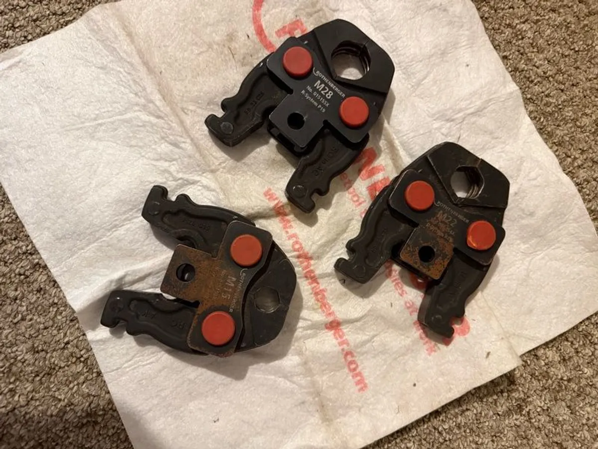 Rothenberger compact 3 press gun with 3 jaws - Image 4