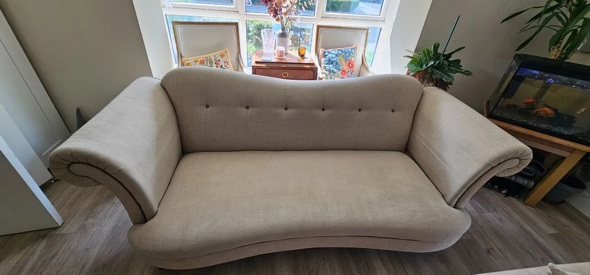 Elegant Curved Sofa – Excellent Condition - Image 1