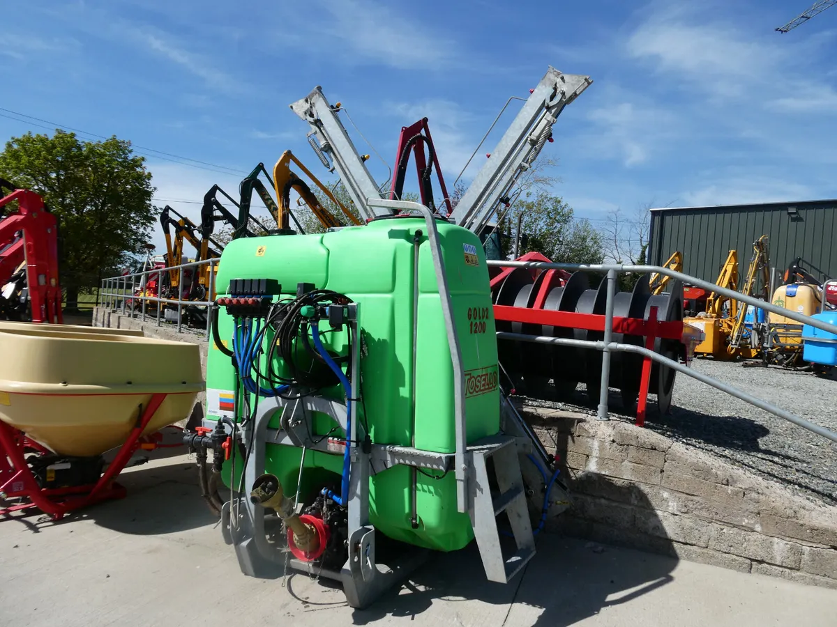 Tosello 1200lt 15m Sprayer - Image 4