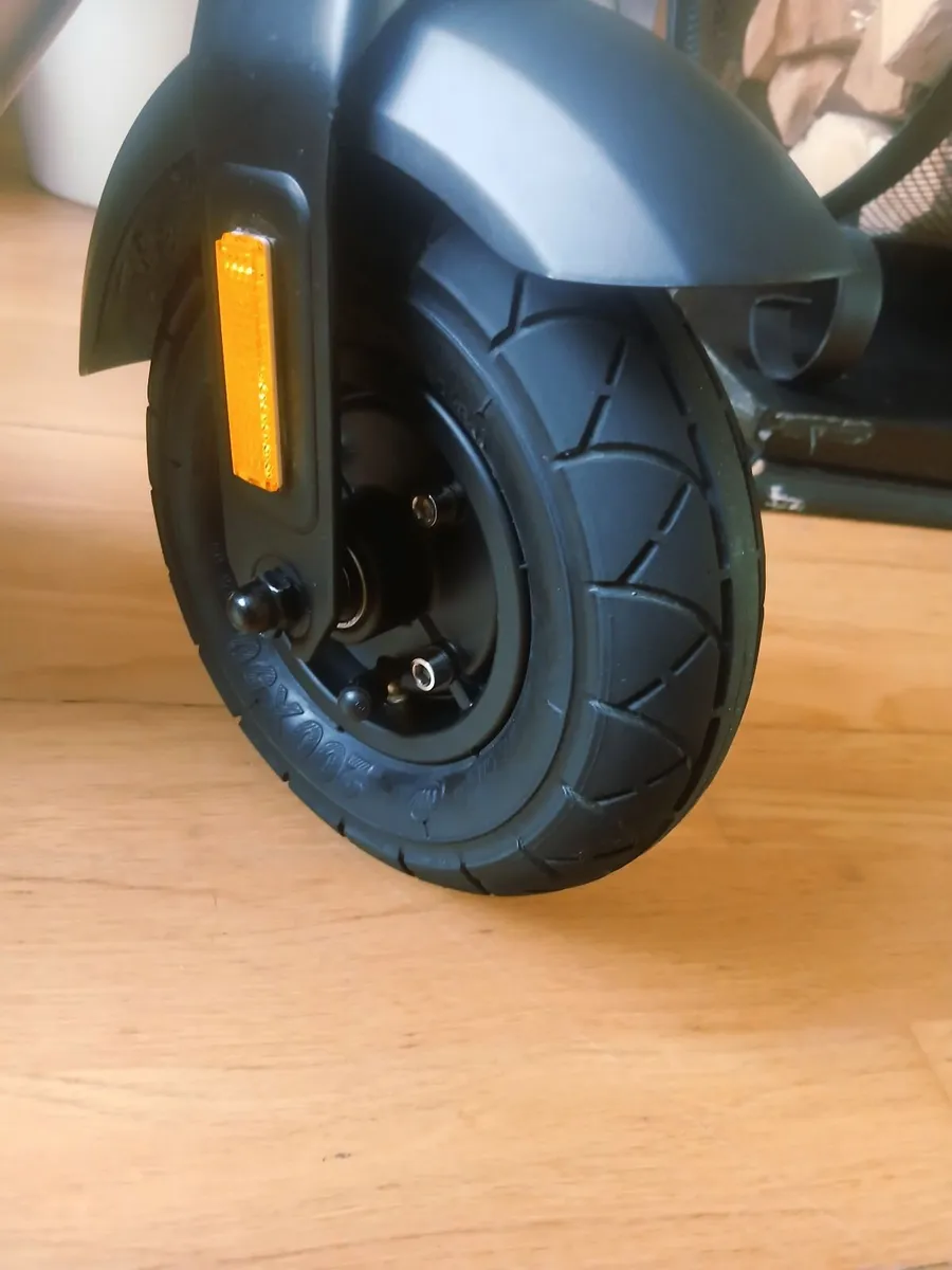 Electric scooter - Image 4