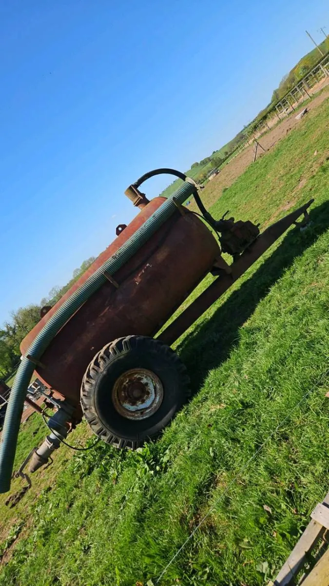 Slurry tank - Image 1