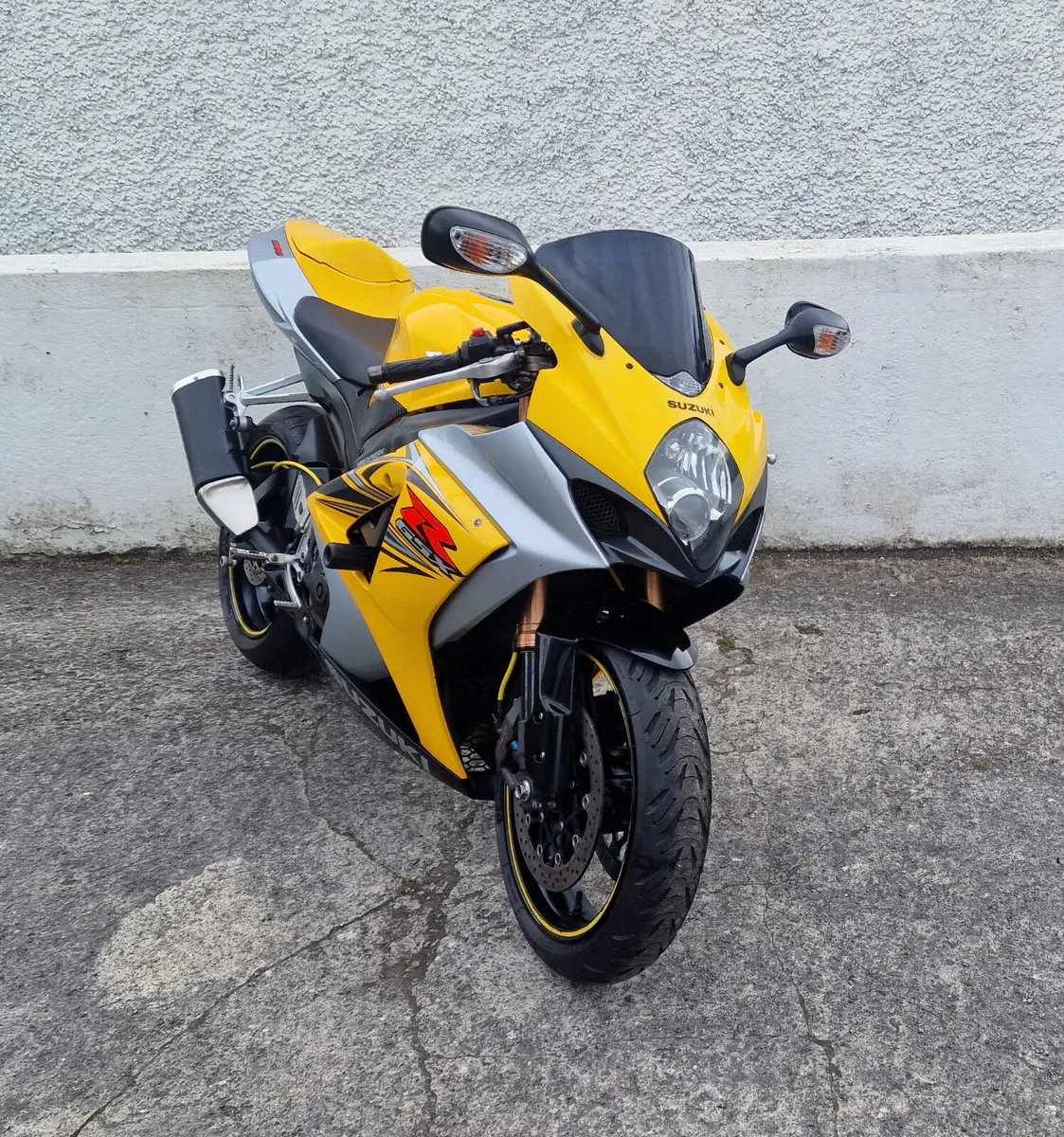 Suzuki Gsxr1000K7 @ Doyles Athlone - Image 3