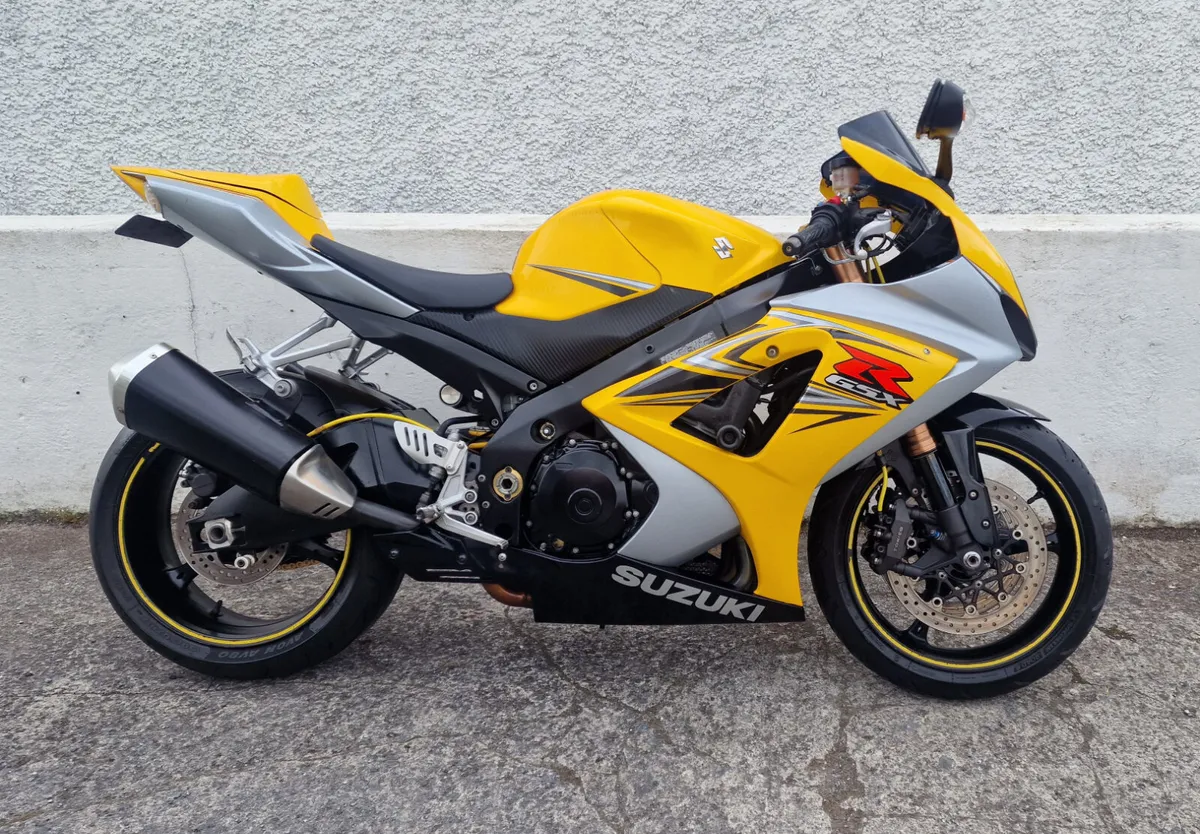 Suzuki Gsxr1000K7 @ Doyles Athlone - Image 1