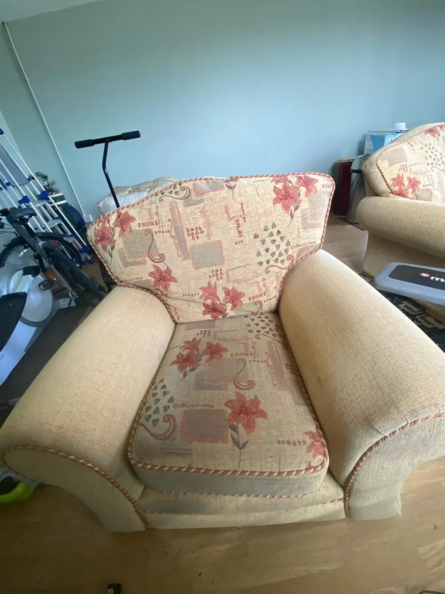 Armchairs - Image 2