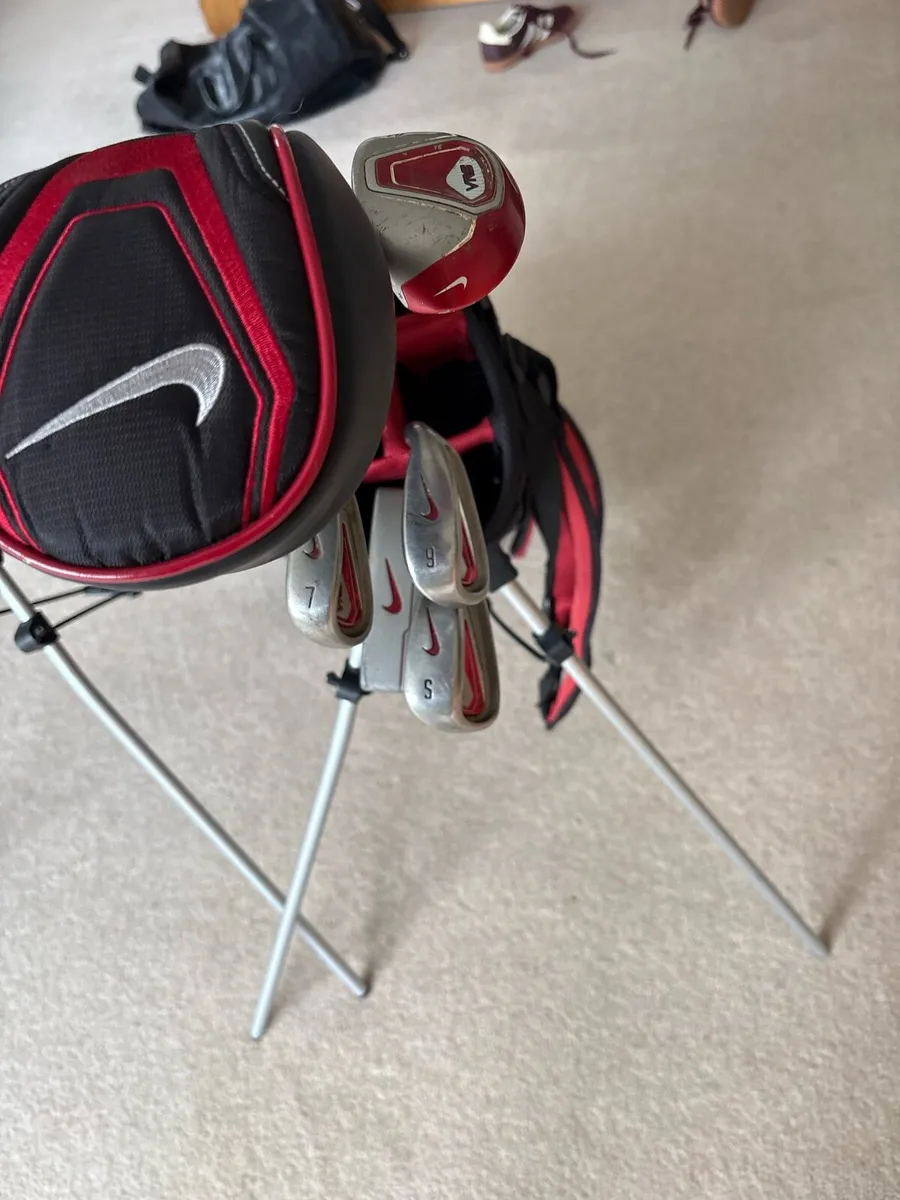 2x Sets Nike Kids Golf Clubs - Image 3