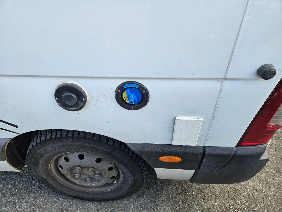 Campervan - Image 2