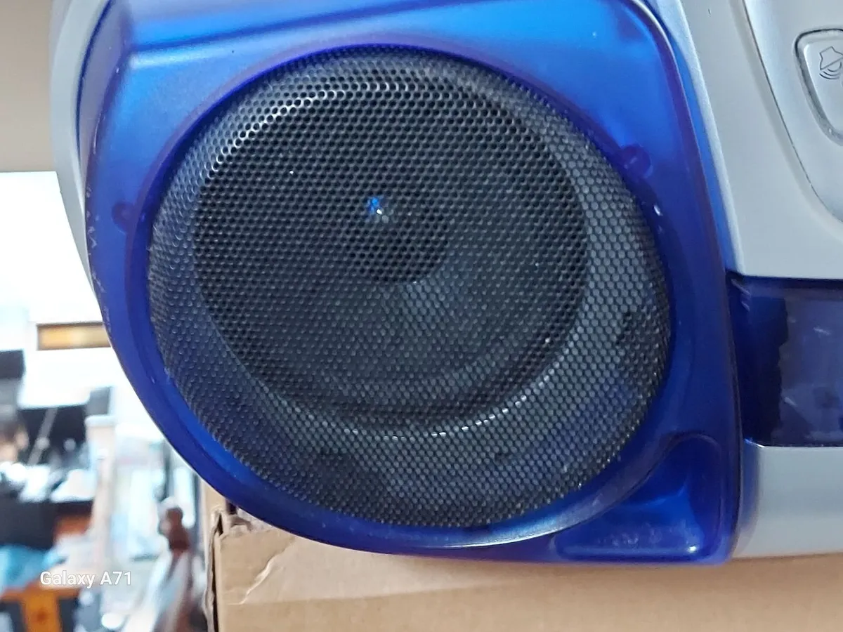 Hitachi Portable Stereo Boombox, Model CX-40E - Image 4