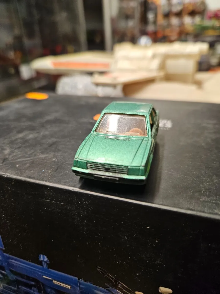 Corgi Ford Escort - Image 1
