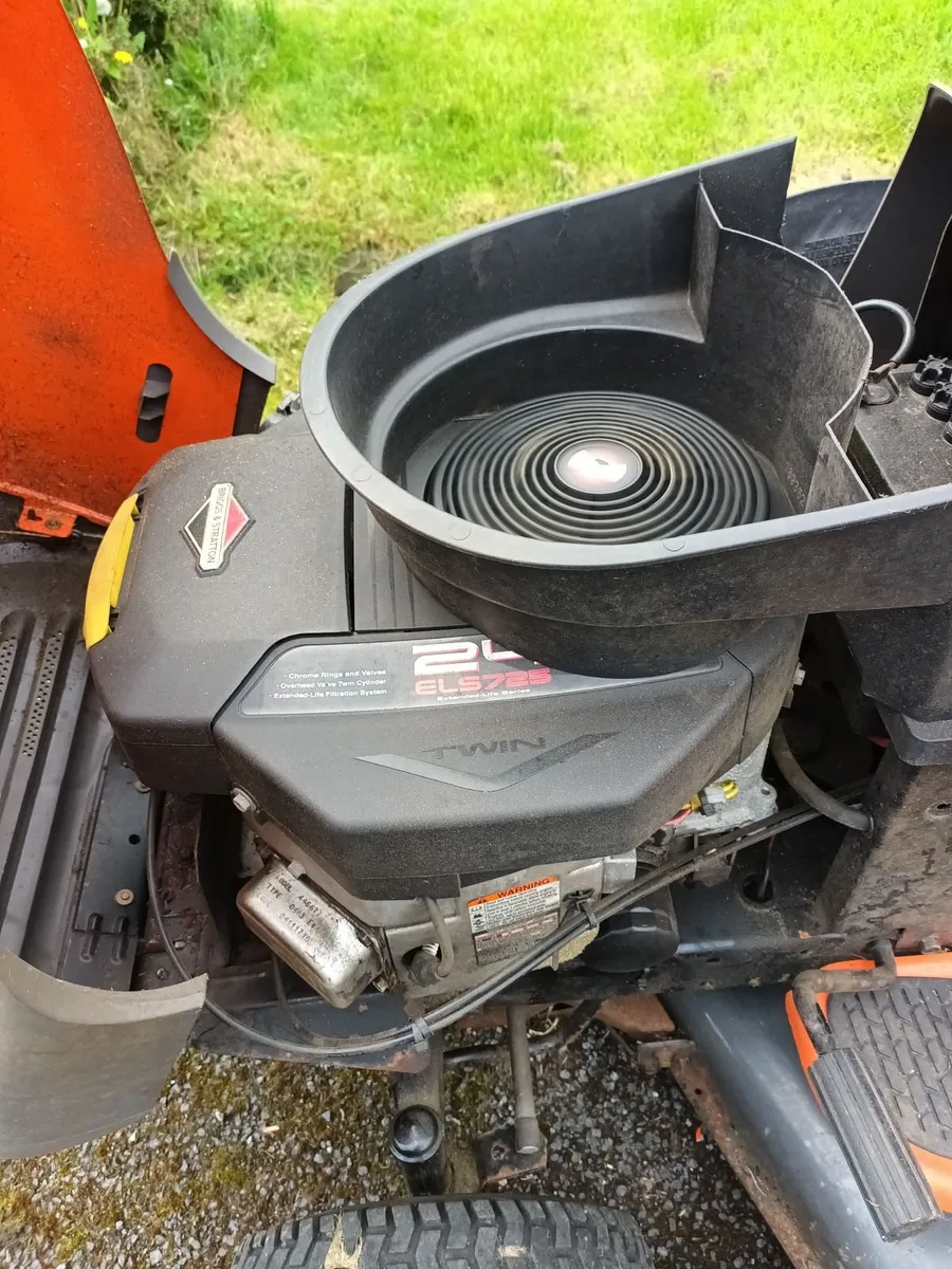 Husqvarna Ride on Mower - Image 4