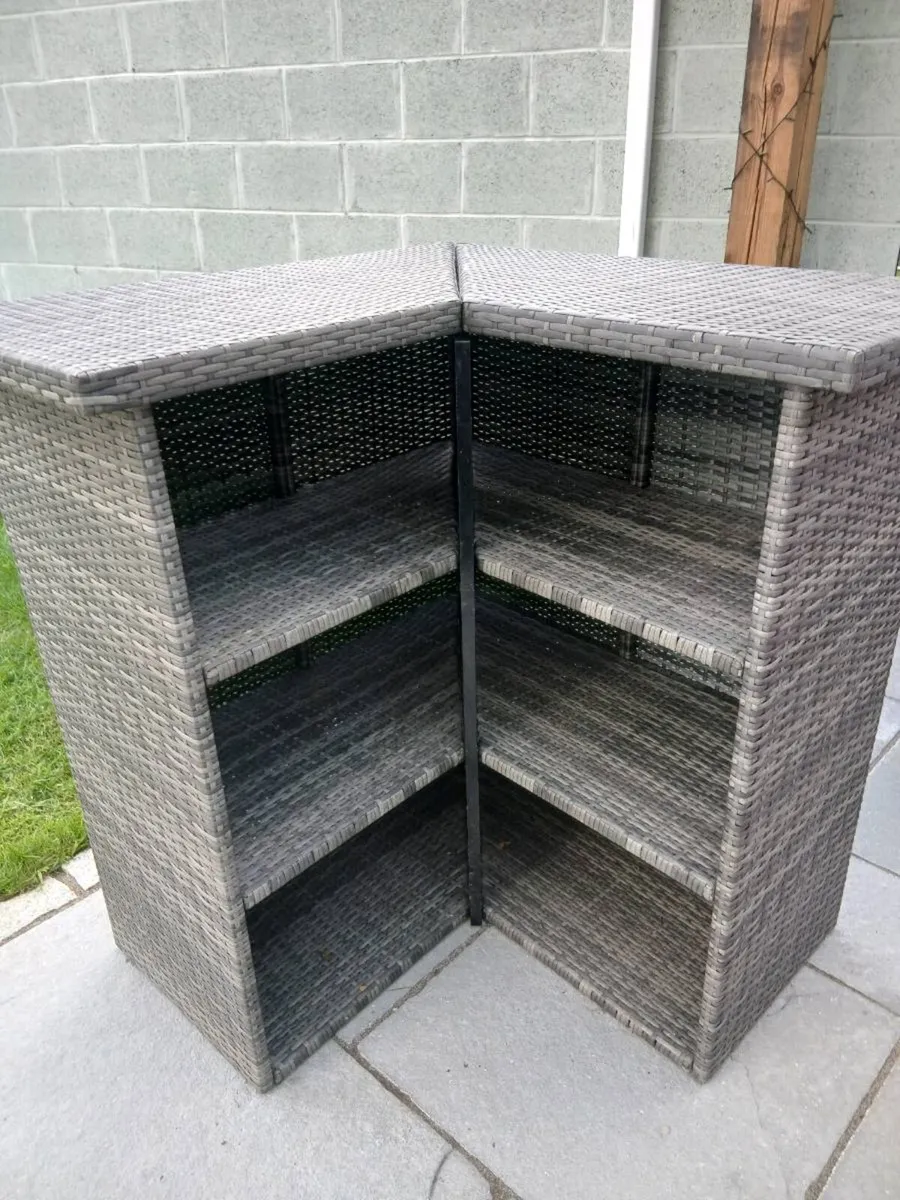 Ratten bar - Image 2